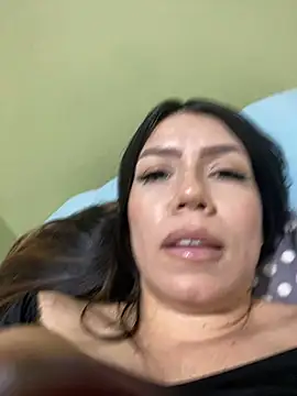 Snapshot of martina_contreras chatting on 01-29-25, 08:18 martina contreras online show from 01-29-25, 08:18