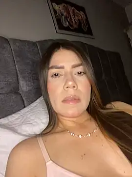 martina contreras online show from 07-29-26, 06:11