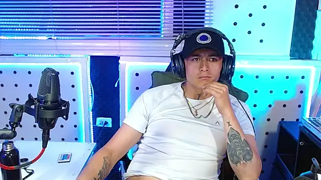 Darko0717 online show from 01-09-26, 02:36