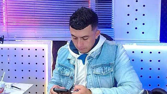 Darko0717 online show from 03-14-26, 04:23