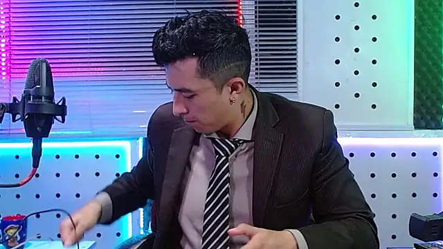 Darko0717 online show from 04-26-26, 12:03