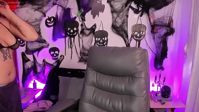 Cata green online show from 10-20-25, 08:09