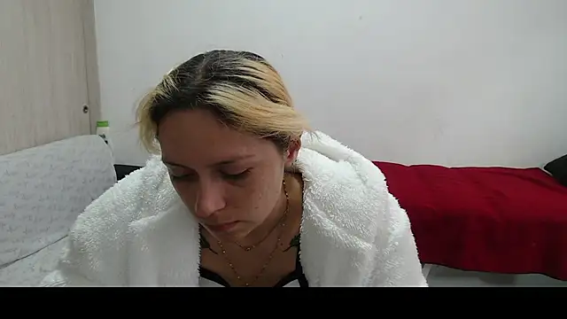 MommyMiaWs online show from 03-15-25, 06:32