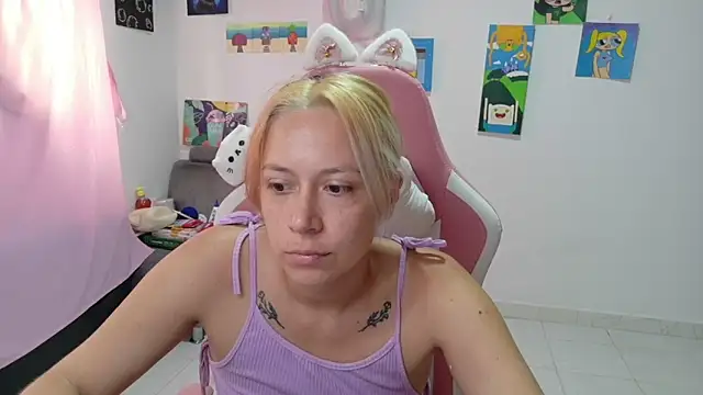 MommyMiaWs online show from 02-11-26, 06:13