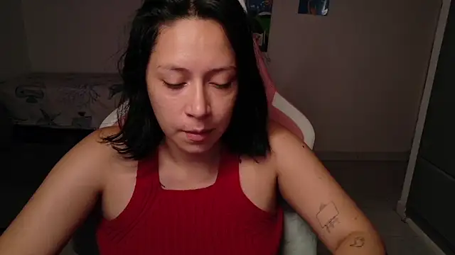 MommyMiaWs online show from 06-05-26, 03:18