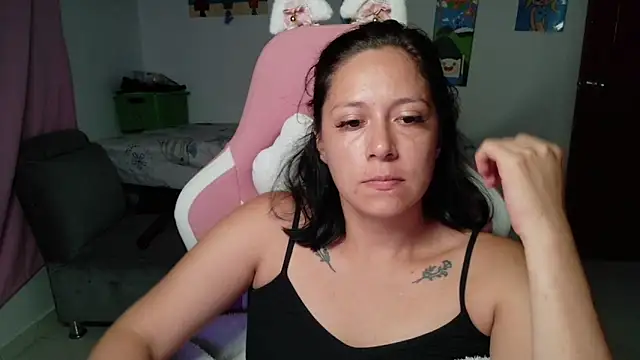 MommyMiaWs online show from 07-15-26, 02:39