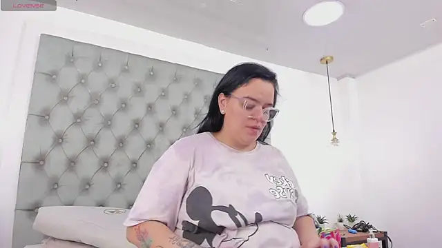 anette cooper online show from 10-03-25, 03:47