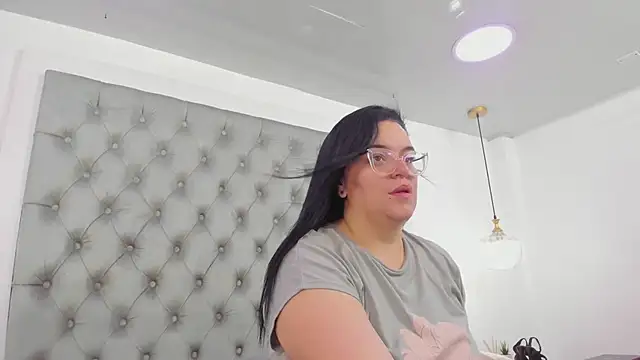 anette cooper online show from 01-12-26, 03:12