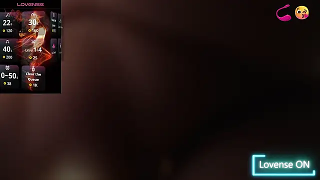 Snapshot of Abril_Beltran_ chatting on 11-04-25, 10:42 Abril Beltran online show from 11-04-25, 10:42