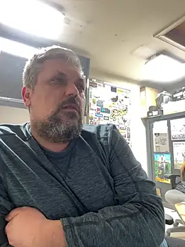 tank32s online show from 03-17-25, 07:13
