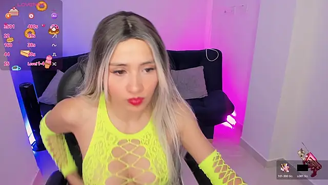 emilly smith 1 online show from 11-29-25, 07:22