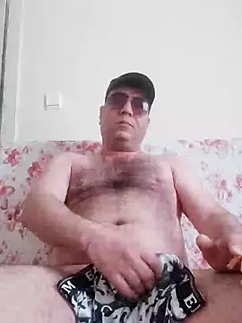 Snapshot of fraud705 chatting on 03-12-25, 10:48 fraud705 online show from 03-12-25, 10:48