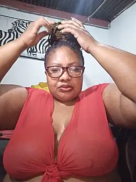 Snapshot of YELLOW_BONE chatting on 05-15-26, 08:49 YELLOW BONE online show from 05-15-26, 08:49