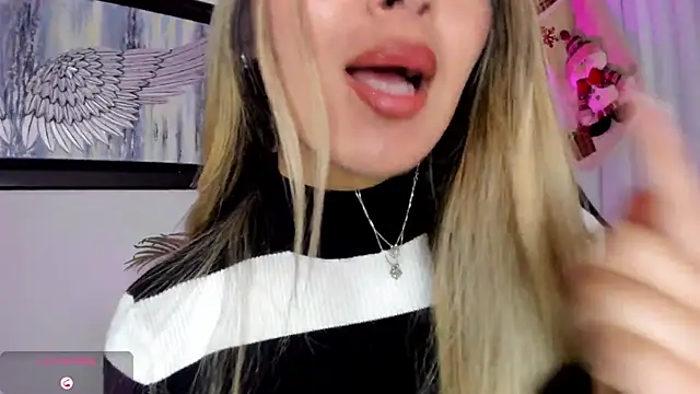 Snapshot of brianahill_ chatting on 11-21-25, 07:12 brianahill online show from 11-21-25, 07:12