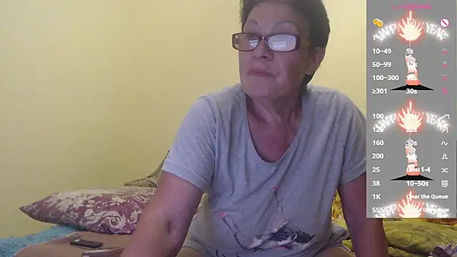 Snapshot of Sandra_Carina chatting on 06-22-26, 07:33 Sandra Carina online show from 06-22-26, 07:33