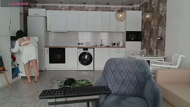 Snapshot of secret_library chatting on 02-17-26, 11:18 secret library online show from 02-17-26, 11:18