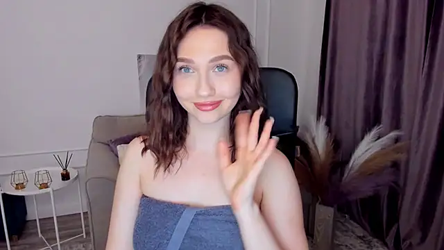 GracefulLook online show from 03-11-25, 05:24