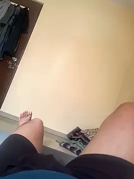 rajstrip12650 online show from 11-02-25, 07:11