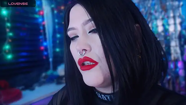 Snapshot of wickedxqueen chatting on 01-25-25, 12:47 wickedxqueen online show from 01-25-25, 12:47