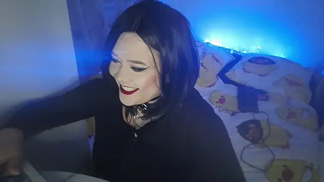 Snapshot of wickedxqueen chatting on 09-22-25, 10:12 wickedxqueen online show from 09-22-25, 10:12