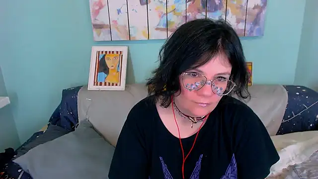 Snapshot of EverlyRays chatting on 02-06-26, 03:48 EverlyRays online show from 02-06-26, 03:48