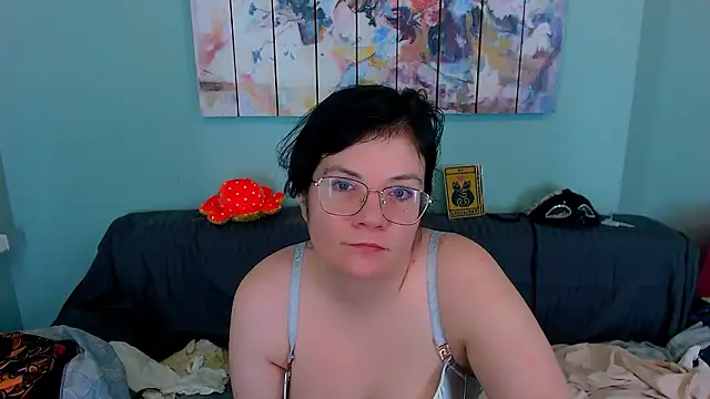 Snapshot of EverlyRays chatting on 03-10-26, 07:41 EverlyRays online show from 03-10-26, 07:41