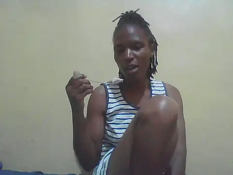 Smillie prety online show from 11-16-25, 01:06