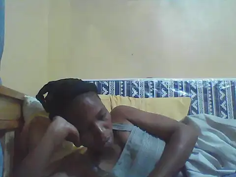 Smillie prety online show from 04-26-26, 02:42