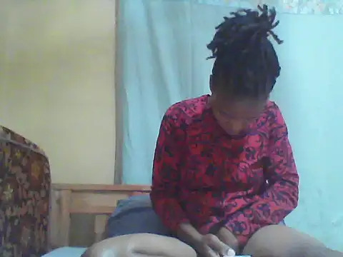 Snapshot of Smillie_prety chatting on 07-24-26, 07:12 Smillie prety online show from 07-24-26, 07:12
