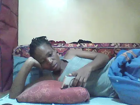 Snapshot of Smillie_prety chatting on 07-26-26, 05:37 Smillie prety online show from 07-26-26, 05:37