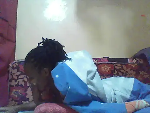Snapshot of Smillie_prety chatting on 07-28-26, 06:20 Smillie prety online show from 07-28-26, 06:20