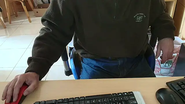 angelgarcia269 online show from 07-05-26, 02:02