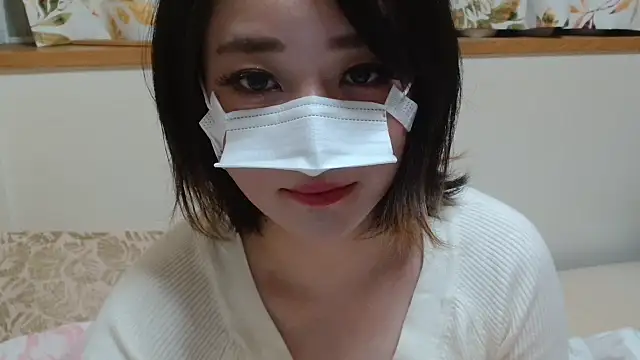 Snapshot of liliyRiSAcha-n chatting on 11-06-25, 08:26 liliyRiSAcha-n online show from 11-06-25, 08:26