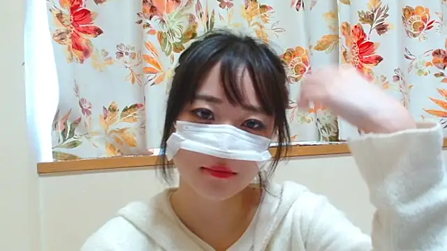 Snapshot of liliyRiSAcha-n chatting on 03-24-26, 06:29 liliyRiSAcha-n online show from 03-24-26, 06:29