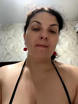 Snapshot of Taisia_W chatting on 09-22-25, 07:21 Taisia W online show from 09-22-25, 07:21