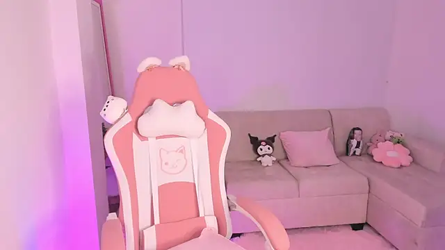 Snapshot of kityangelss chatting on 02-16-25, 10:54 kityangelss online show from 02-16-25, 10:54