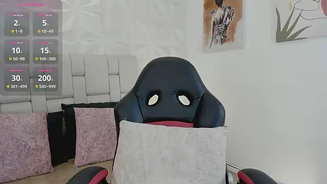 emma woods  online show from 10-15-25, 08:53