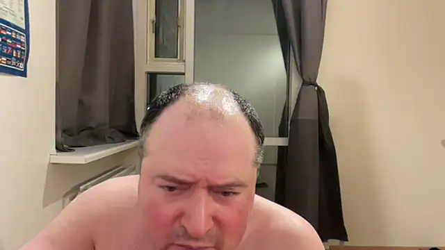 Snapshot of uffe72 chatting on 04-23-26, 02:35 uffe72 online show from 04-23-26, 02:35