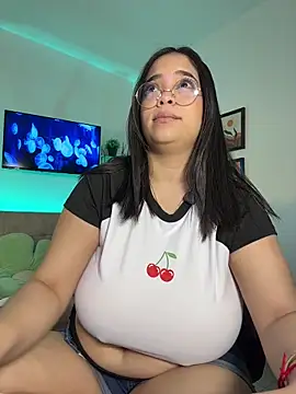 tati reyess online show from 11-03-25, 11:33