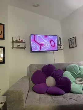 tati reyess online show from 06-06-26, 10:53