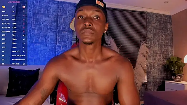 DannSmmith online show from 02-08-26, 04:38