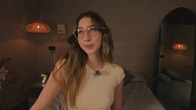 lua ferch   online show from 03-15-25, 12:56