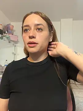 Natalia Suarez online show from 04-30-26, 03:46