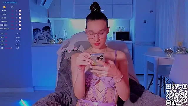 shey1i online show from 12-10-24, 06:06