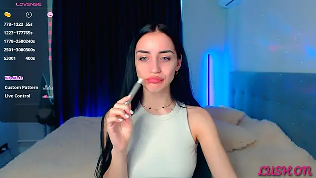 Kemi  Jordan online show from 03-11-25, 09:02