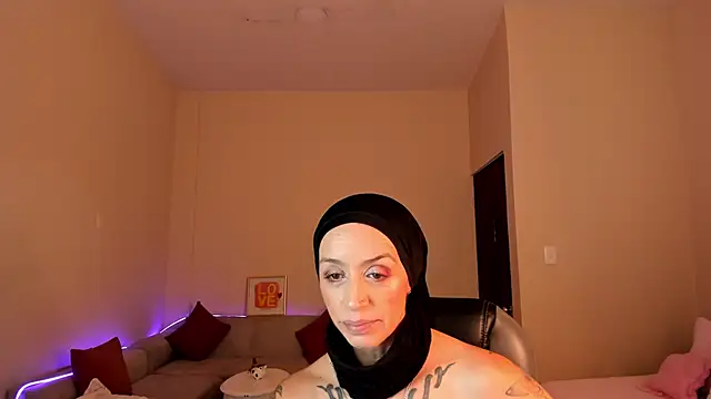 Kristen Garner online show from 07-01-26, 07:24