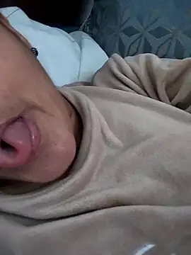 lolo890 online show from 04-28-26, 04:45