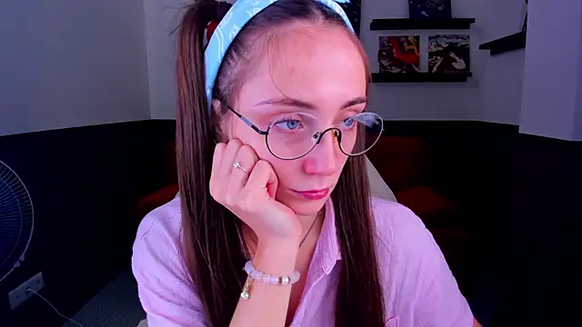 Lexi Split online show from 07-26-26, 02:20