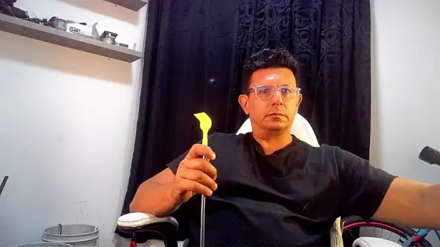 pedropicapi online show from 04-24-26, 03:42