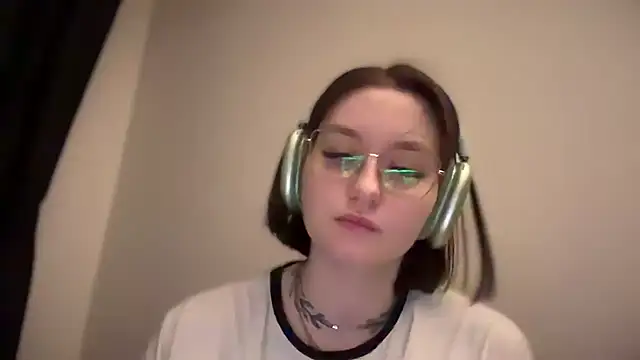 Isabel-Bailey online show from 01-25-25, 09:14